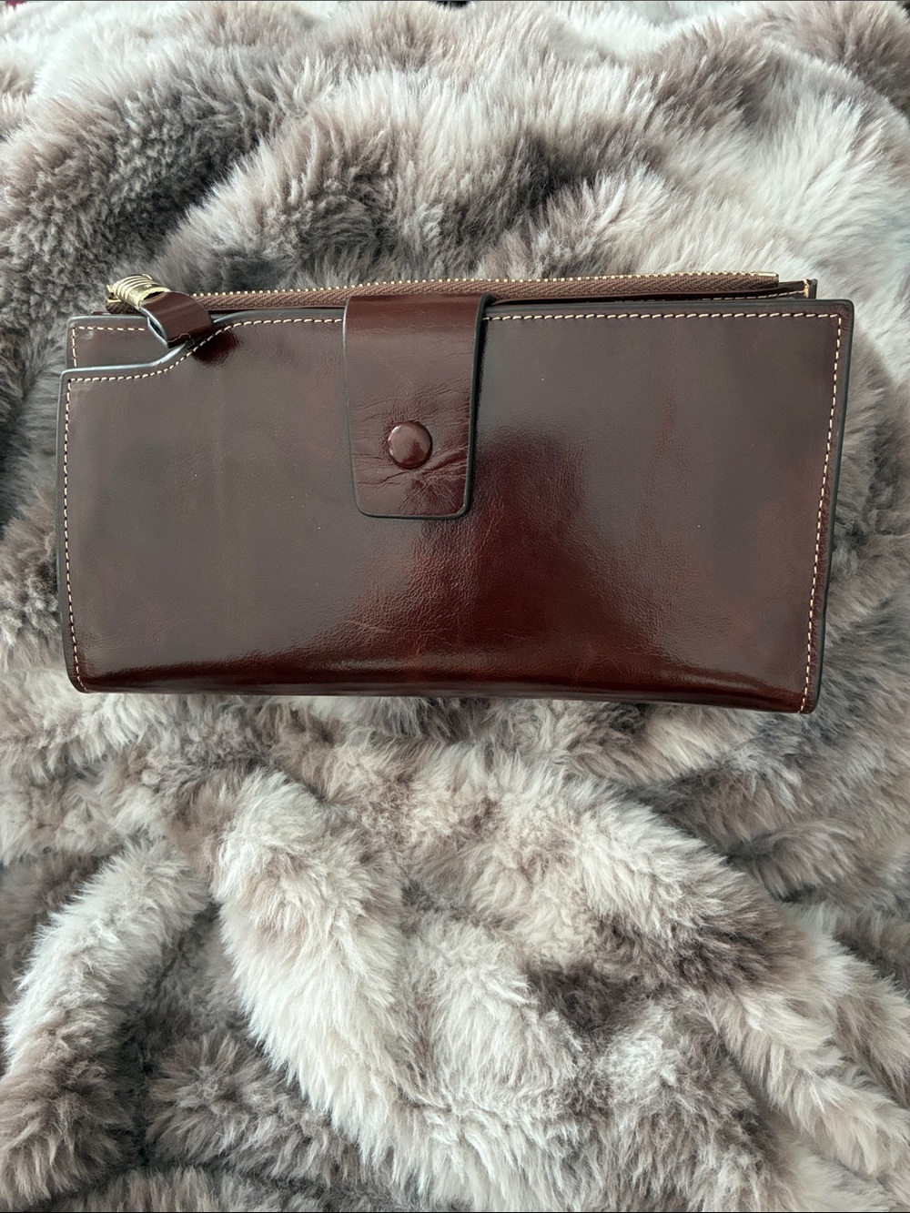 Women's Smooth Brown Leather Snap Wallet